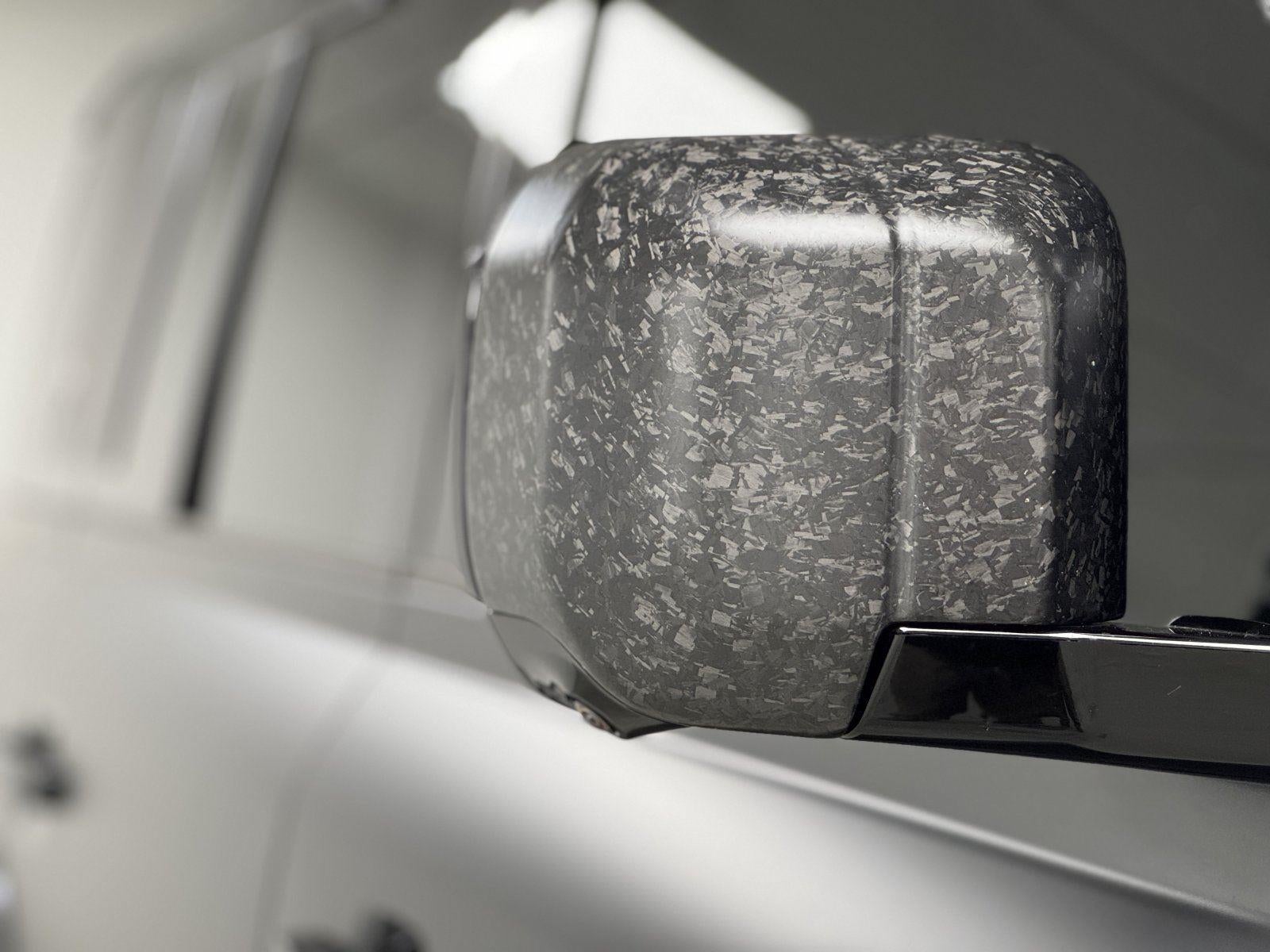 2025 Land Rover Defender OCTA Edition One Urban WideTrack
