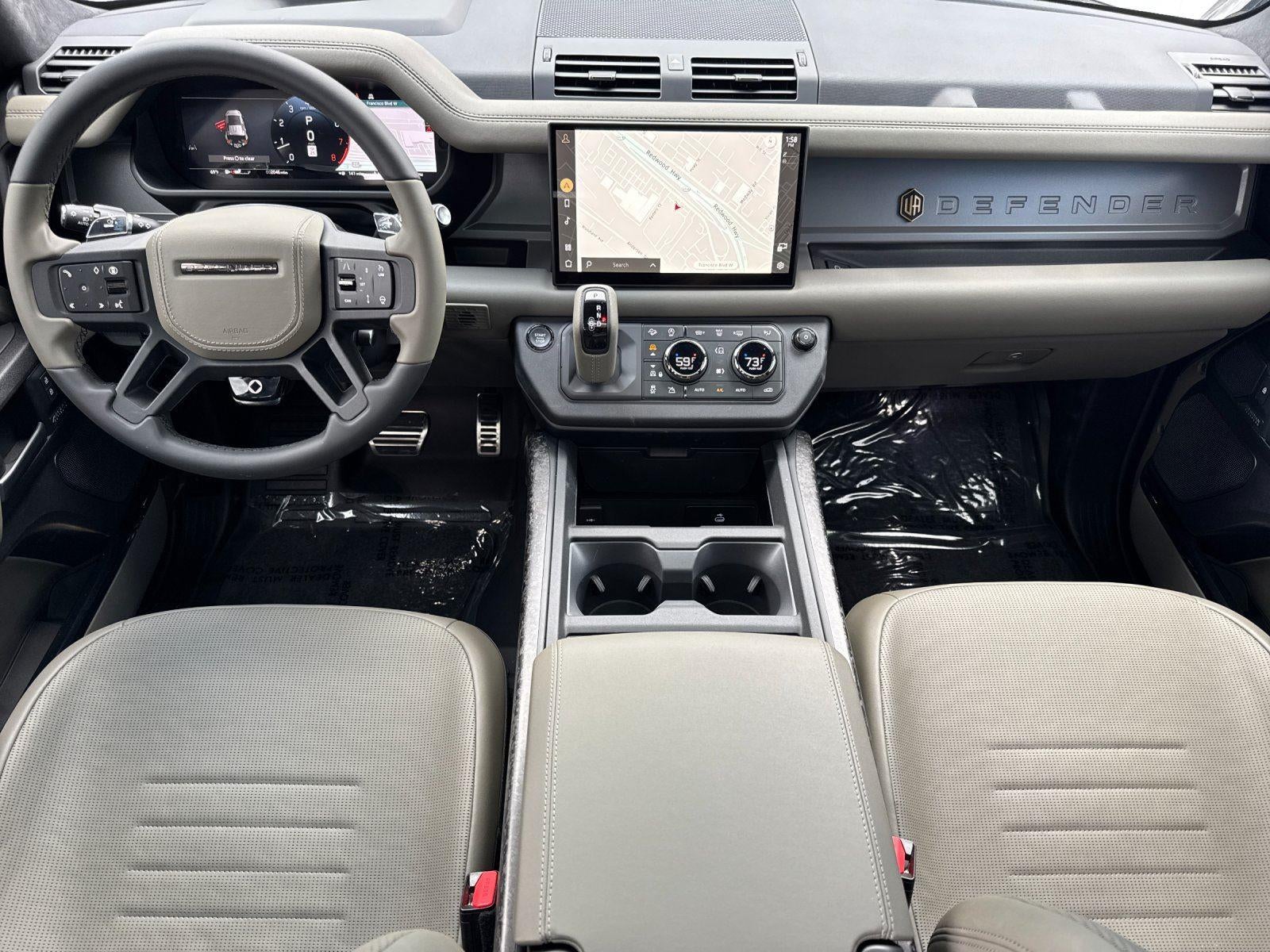 2025 Land Rover Defender OCTA Edition One Urban WideTrack
