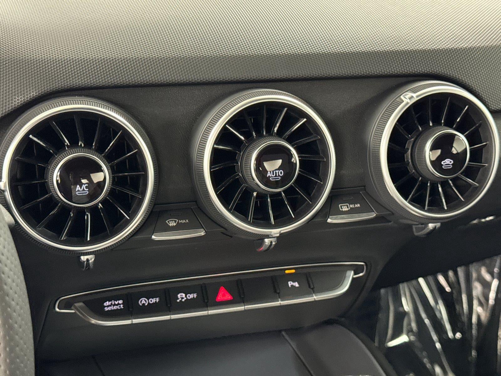 2022 Audi TT Coupe 45 TFSI quattro