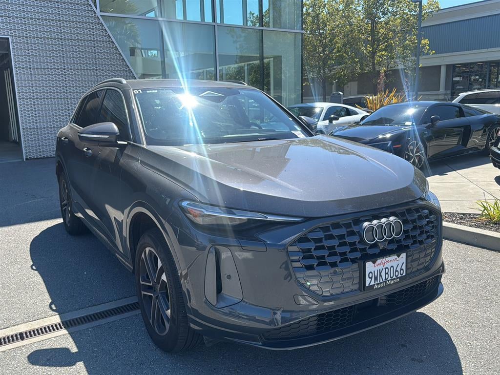 2025 Audi Q5 Premium