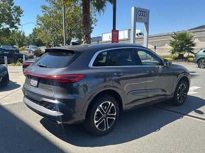 2025 Audi Q5 Premium