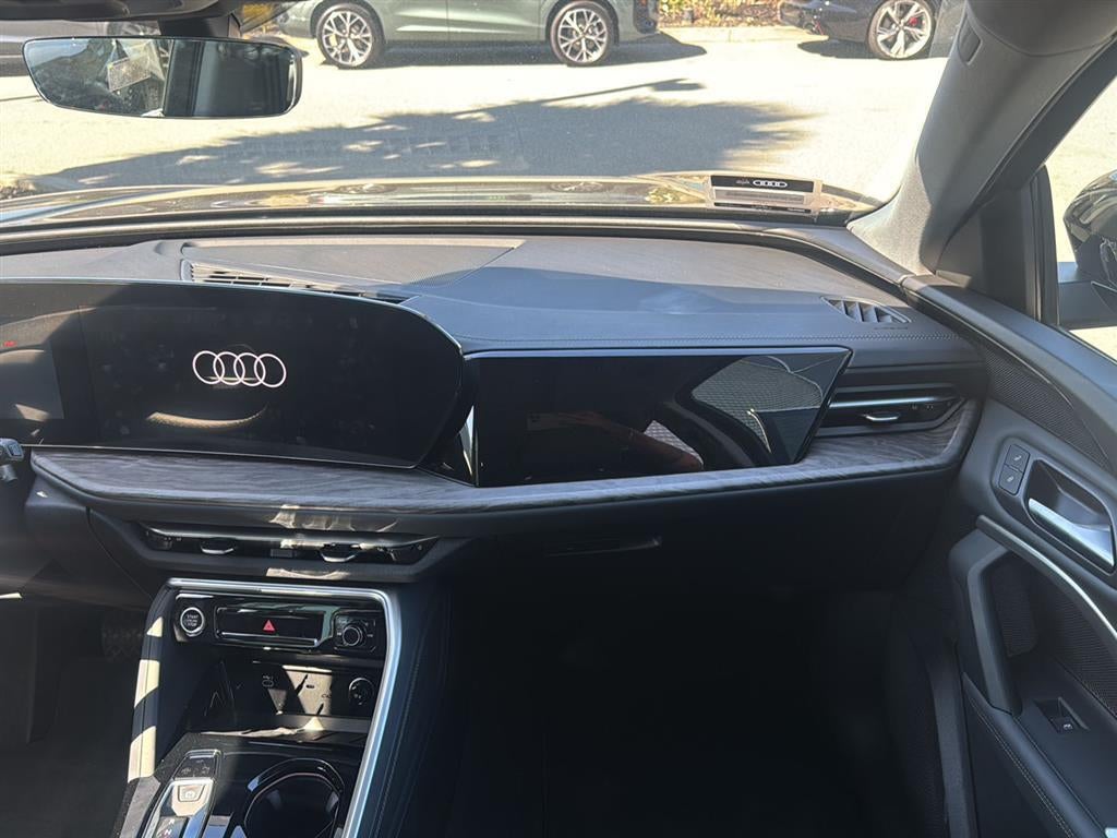 2025 Audi Q5 Premium