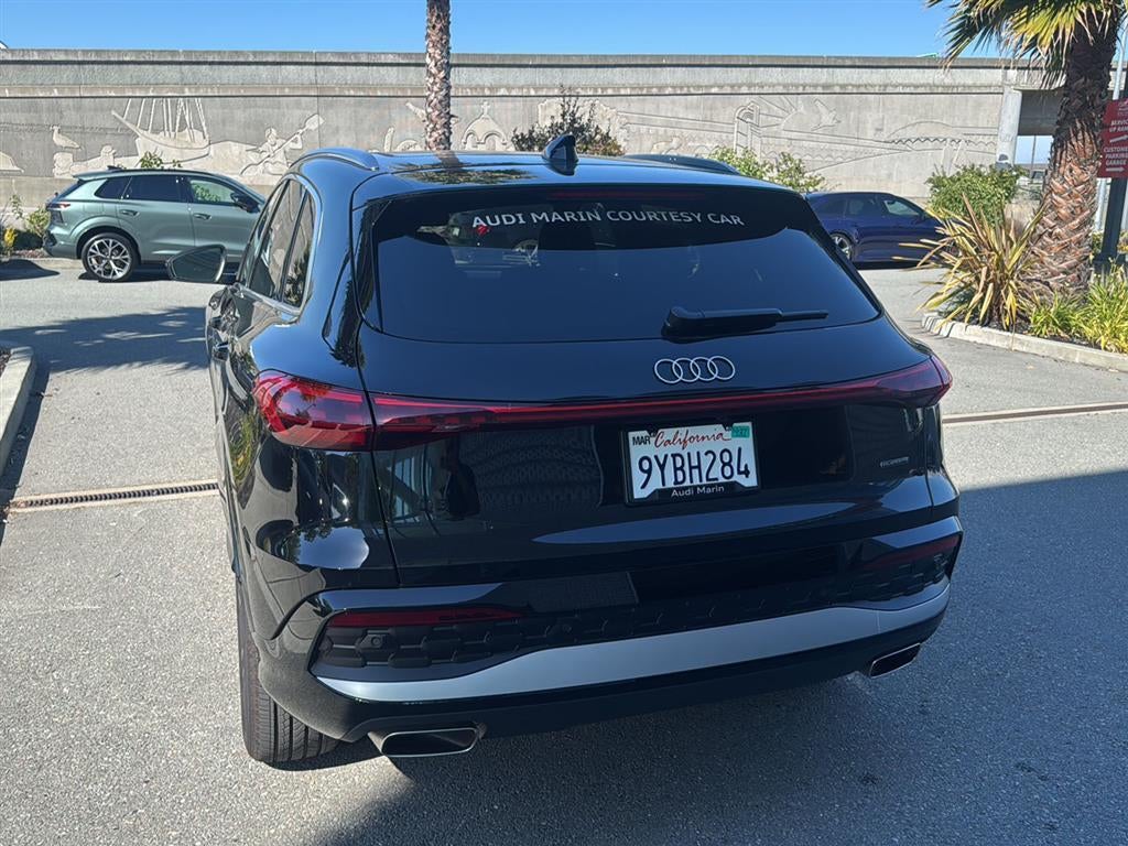 2025 Audi Q5 Premium