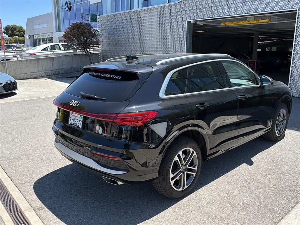 2025 Audi Q5 Premium