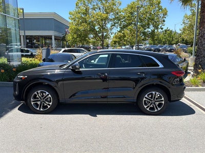 2025 Audi Q5 Premium