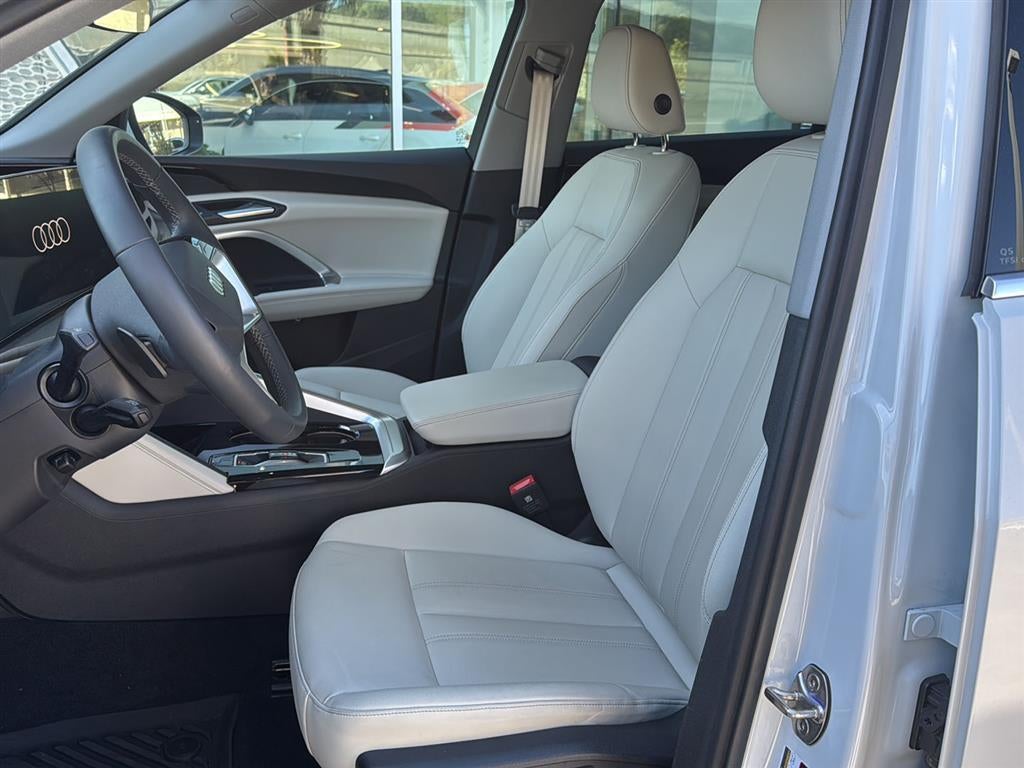 2025 Audi Q5 Premium