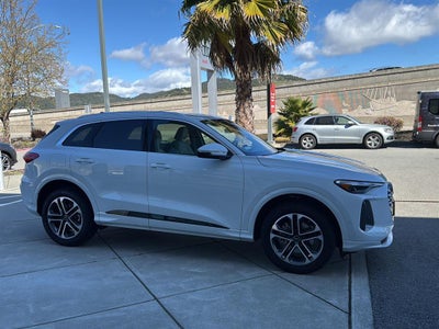 2025 Audi Q5 Premium