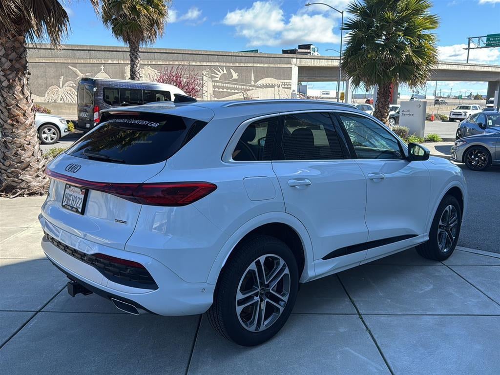 2025 Audi Q5 Premium