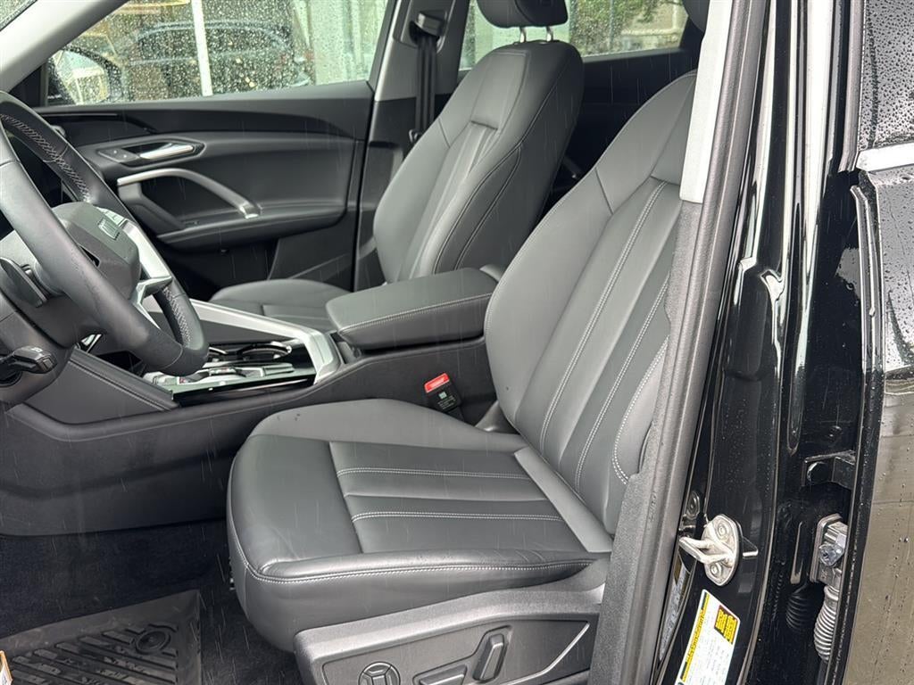 2025 Audi Q5 Premium