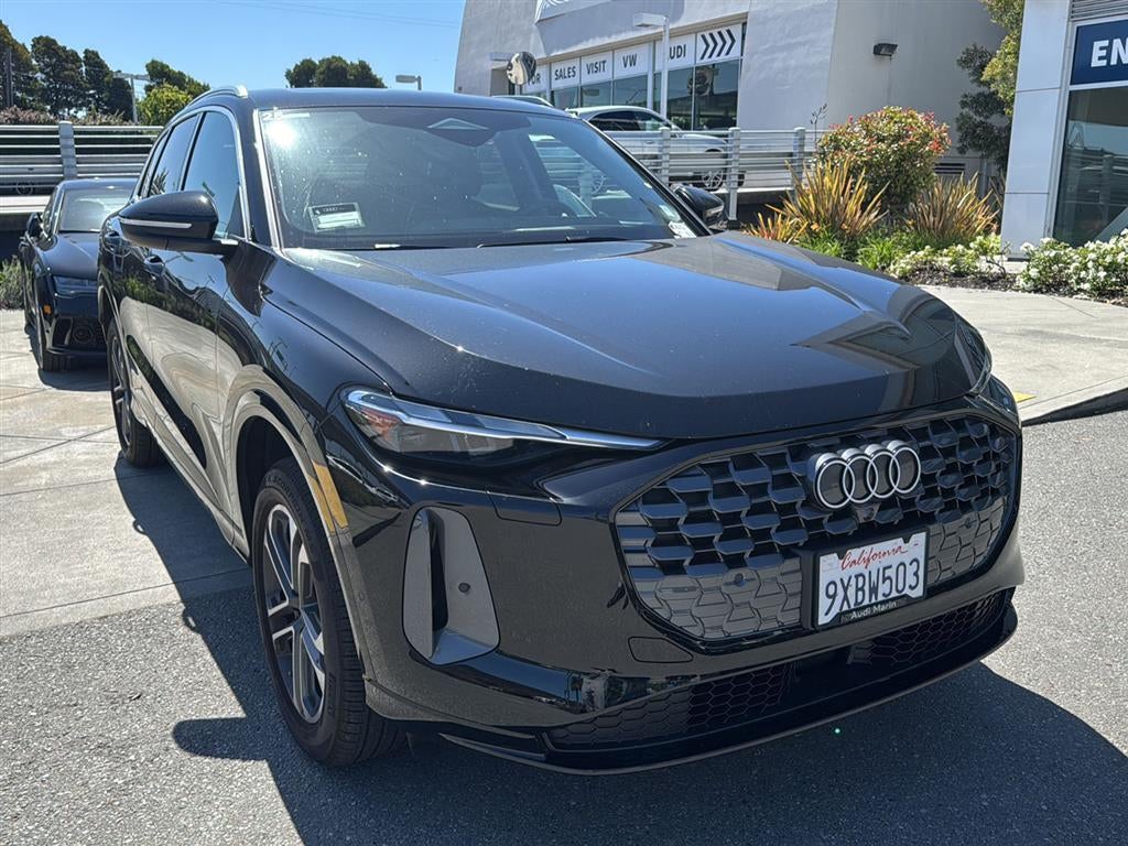 2025 Audi Q5 Premium