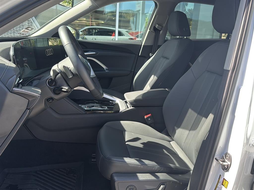 2025 Audi Q5 Premium