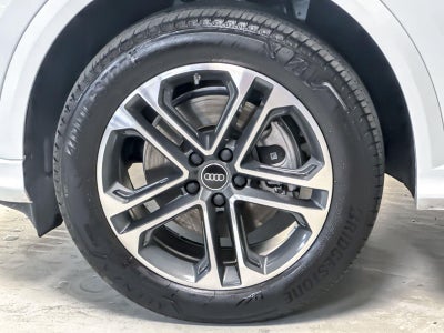 2025 Audi Q5 Premium