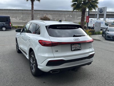 2025 Audi Q5 Premium