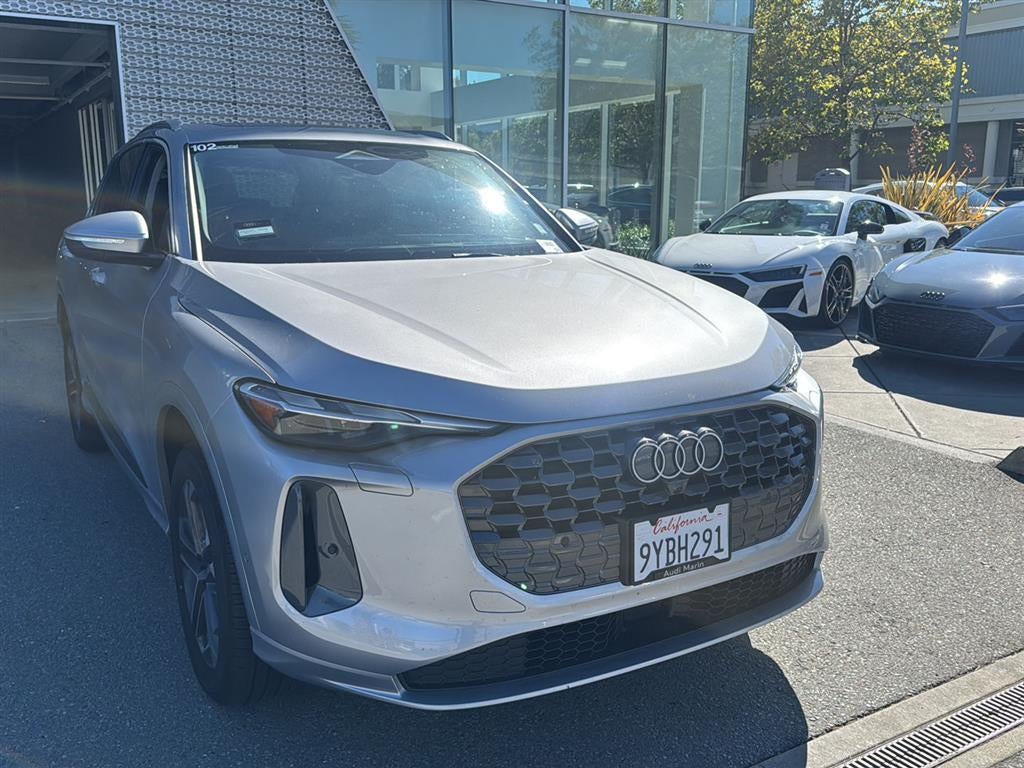 2025 Audi Q5 Premium