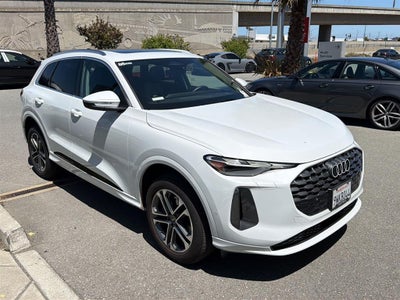 2025 Audi Q5 Premium