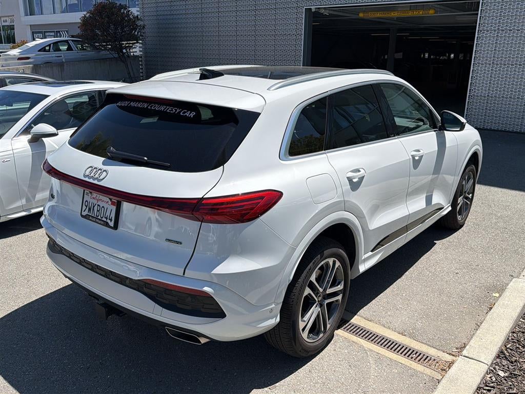 2025 Audi Q5 Premium
