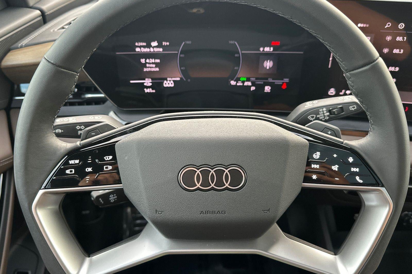 2025 Audi Q6 e-tron Premium Plus