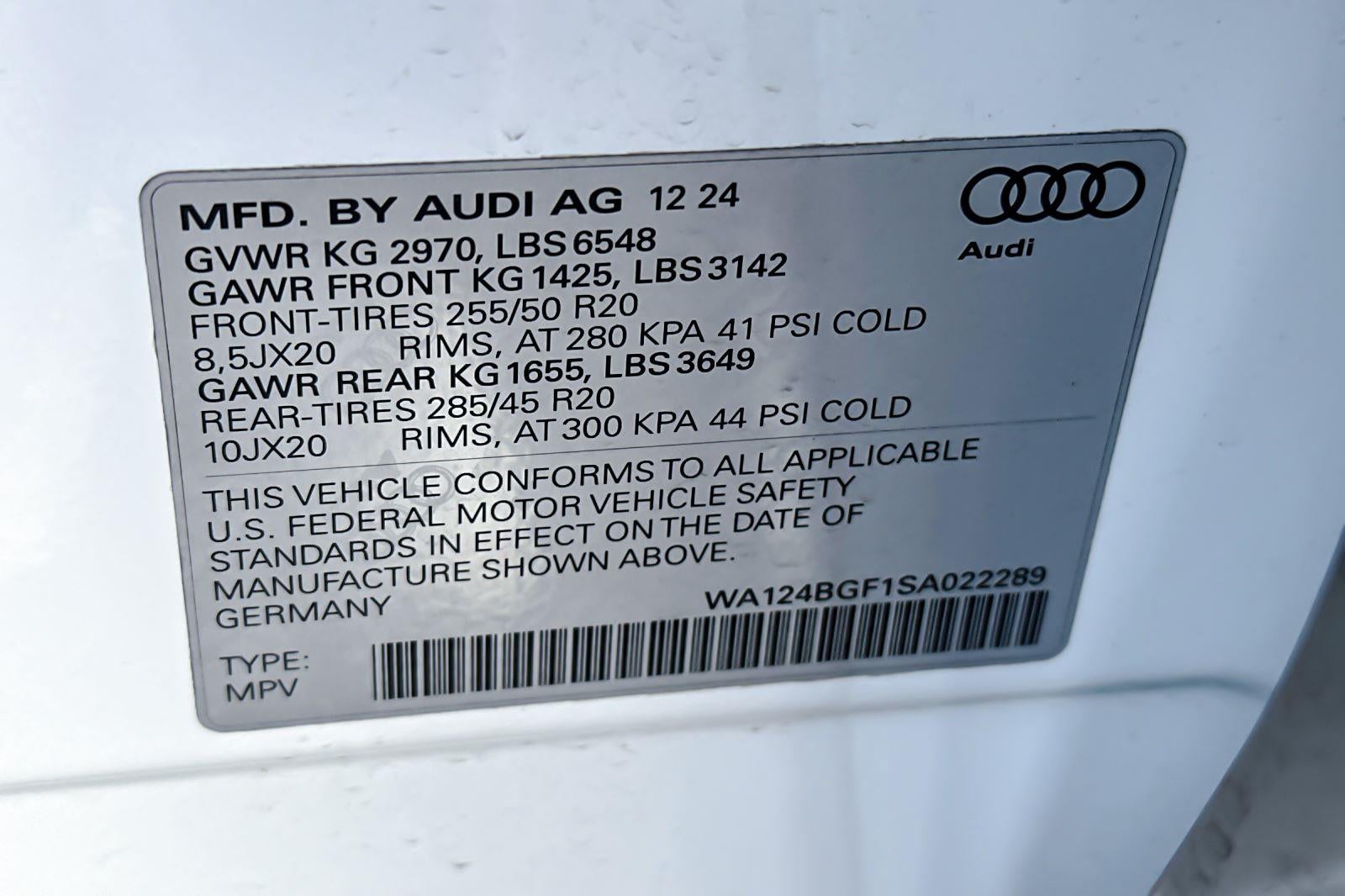 2025 Audi Q6 e-tron Premium Plus