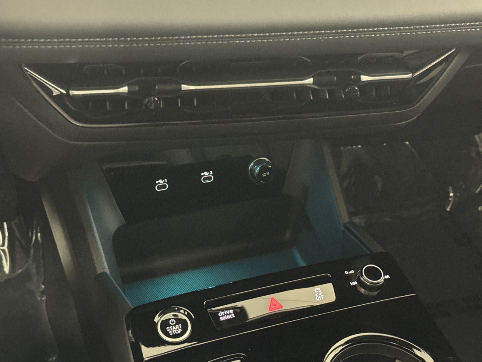 2025 Audi Q6 e-tron Premium Plus