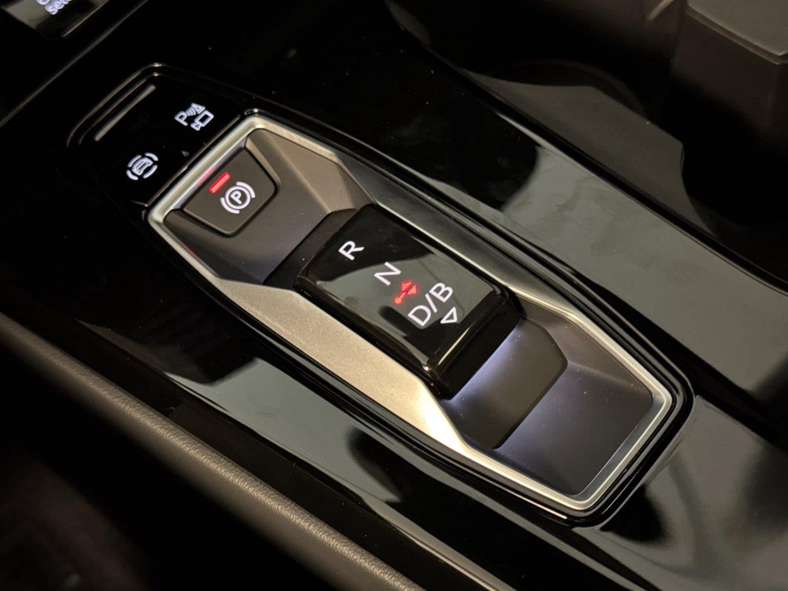 2025 Audi Q6 E-Tron Premium Plus