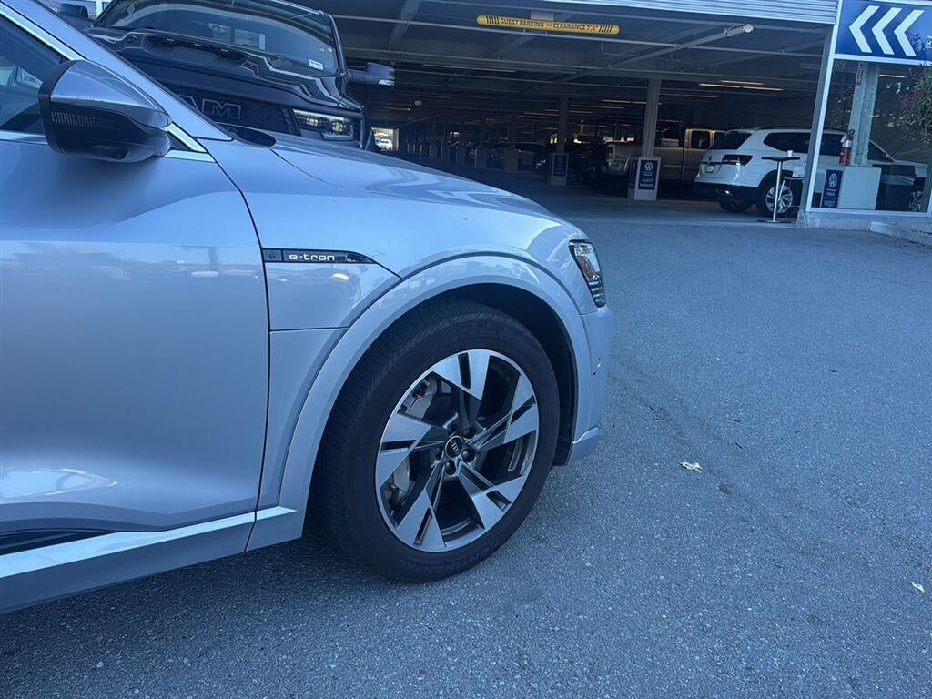 2023 Audi e-tron Sportback S line Premium Plus