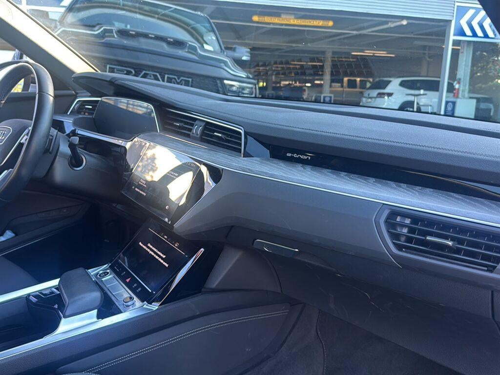 2023 Audi e-tron Sportback S line Premium Plus