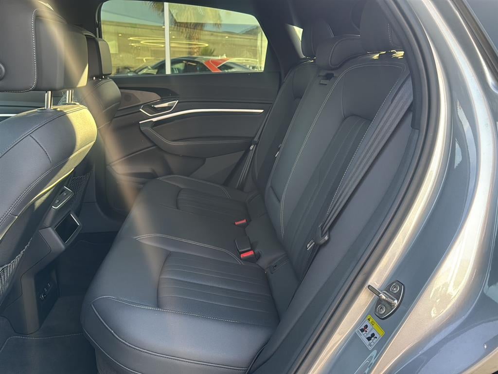 2023 Audi e-tron Sportback S line Premium Plus