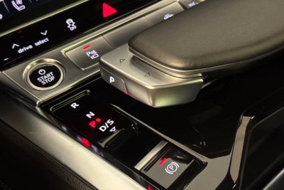 2023 Audi e-tron Sportback S line Premium Plus