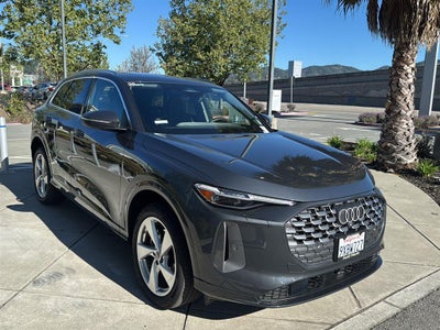 2025 Audi Q5 Premium Plus