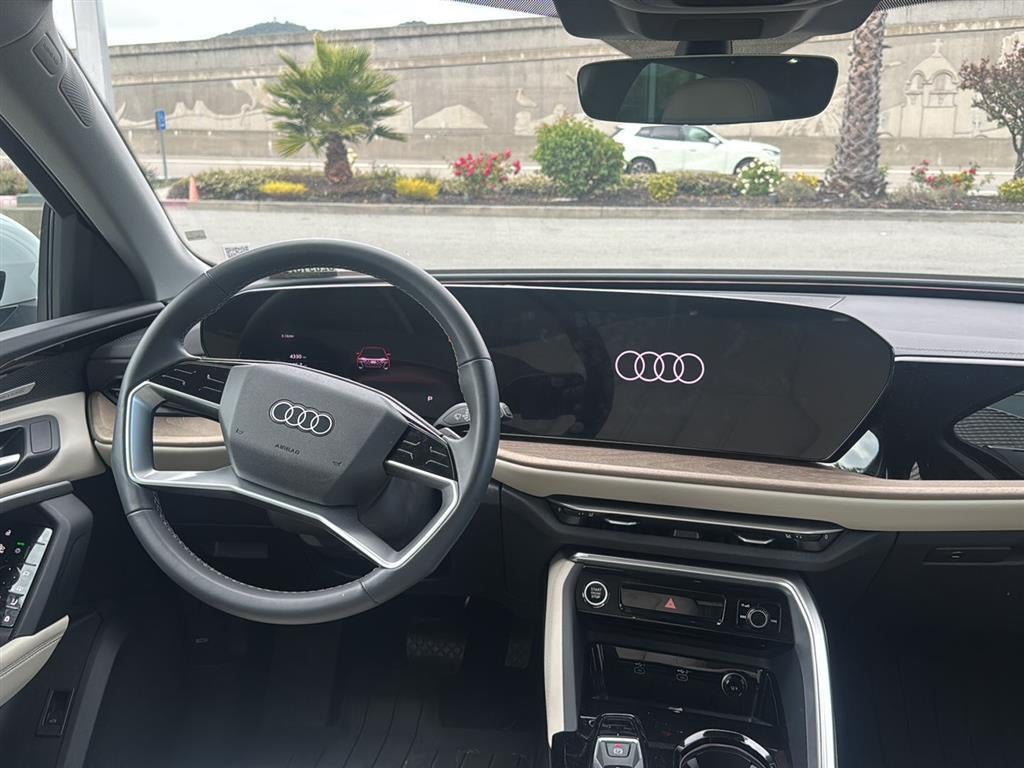 2025 Audi Q5 Premium Plus