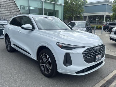 2025 Audi Q5 Premium Plus