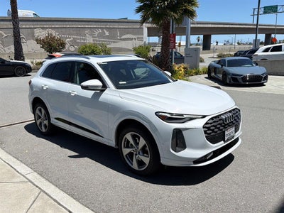 2025 Audi Q5 Premium Plus