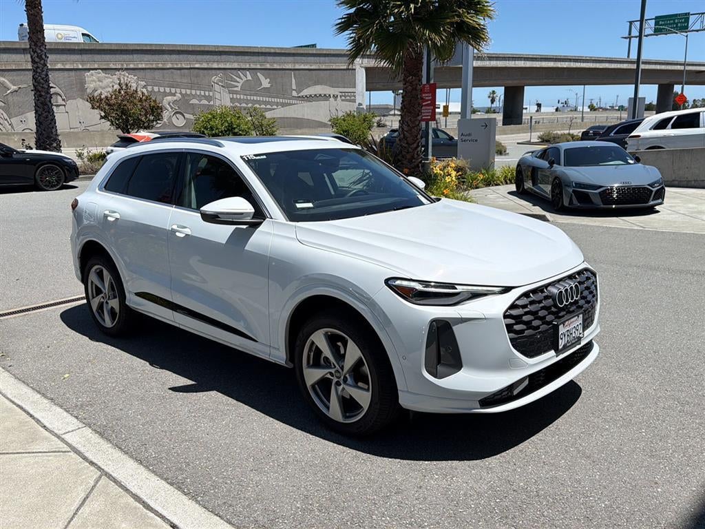 2025 Audi Q5 Premium Plus