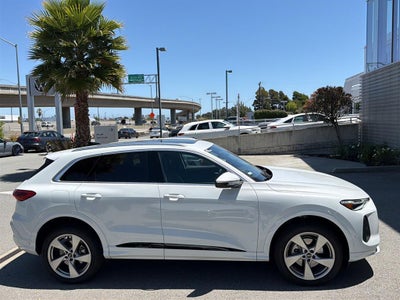 2025 Audi Q5 Premium Plus