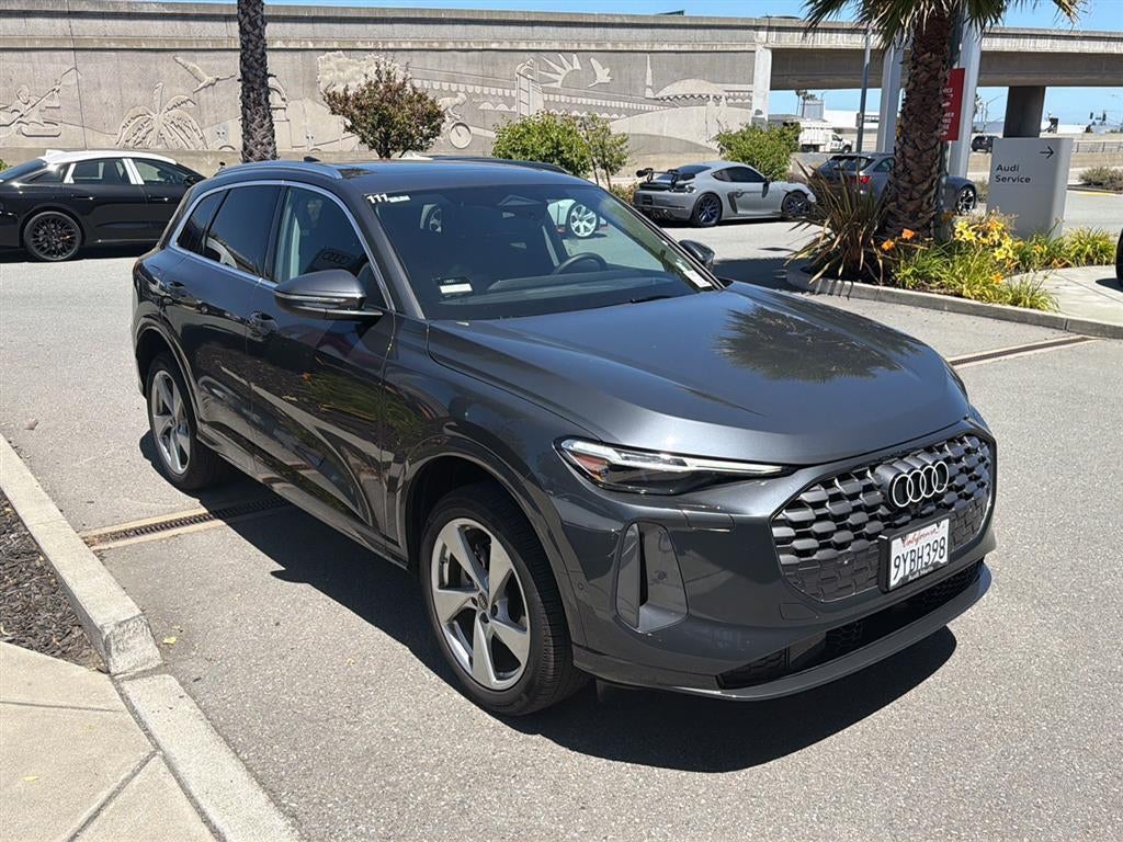 2025 Audi Q5 Premium Plus