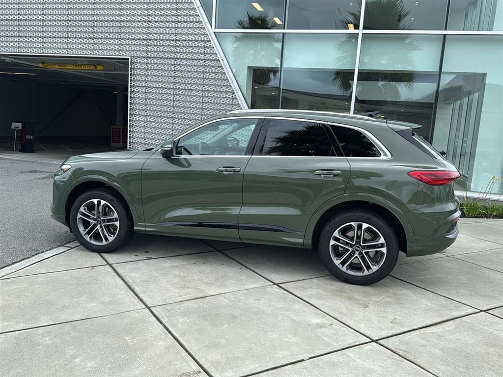 2025 Audi Q5 Premium Plus