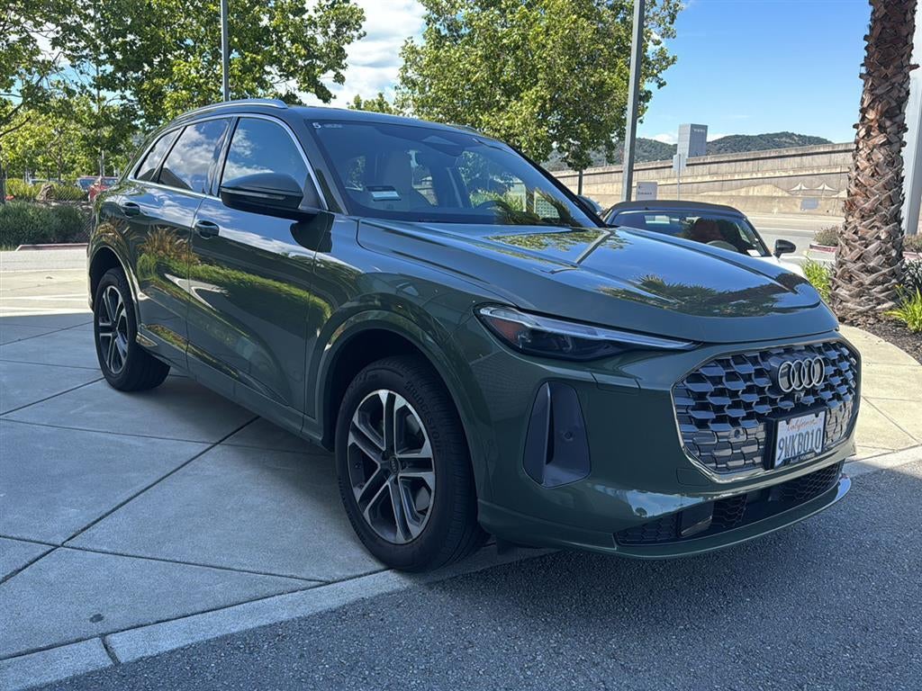 2025 Audi Q5 Premium Plus