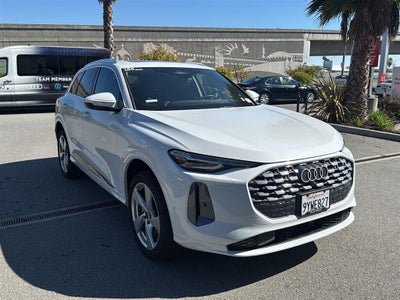 2025 Audi Q5 Premium Plus