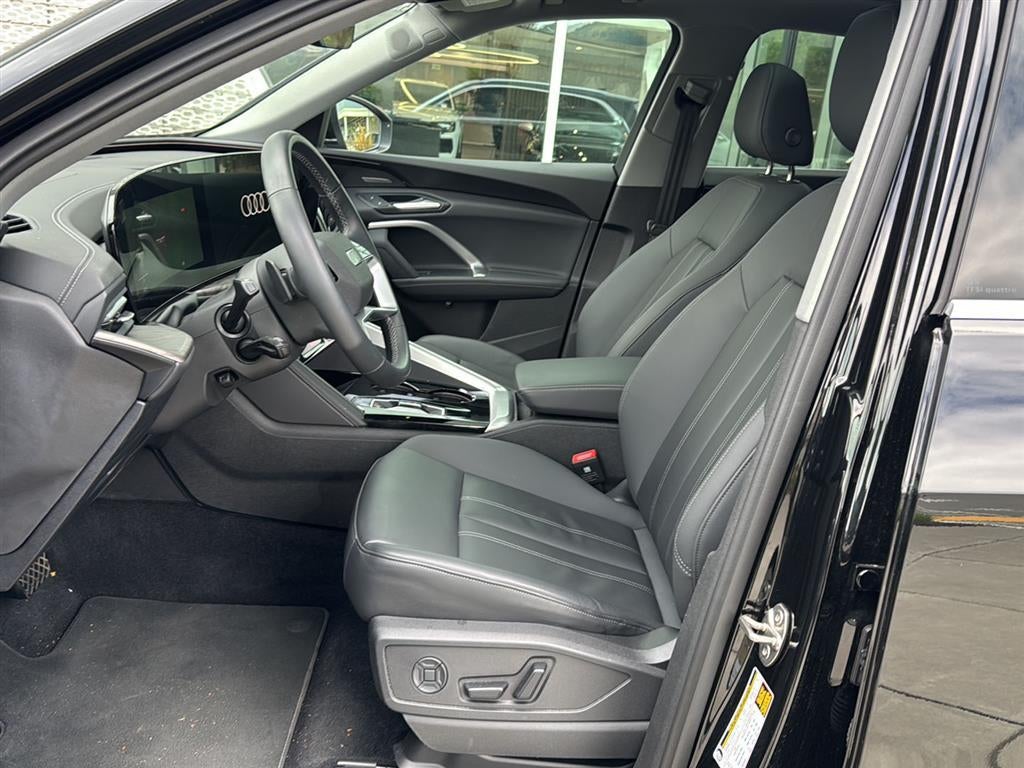 2025 Audi Q5 Premium Plus