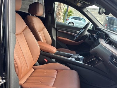 2022 Audi e-tron Sportback S line Prestige