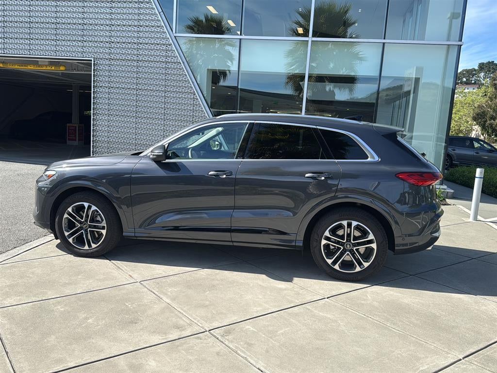 2025 Audi Q5 Prestige