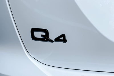 2025 Audi Q4 e-tron Sportback Premium Plus