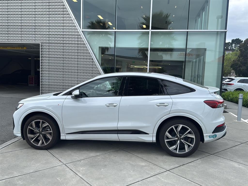 2024 Audi Q4 e-tron Sportback Prestige
