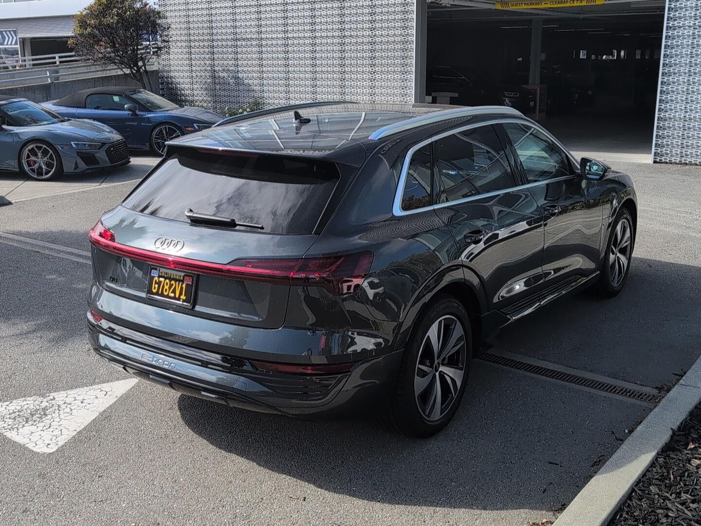 2024 Audi Q8 e-tron Premium Plus