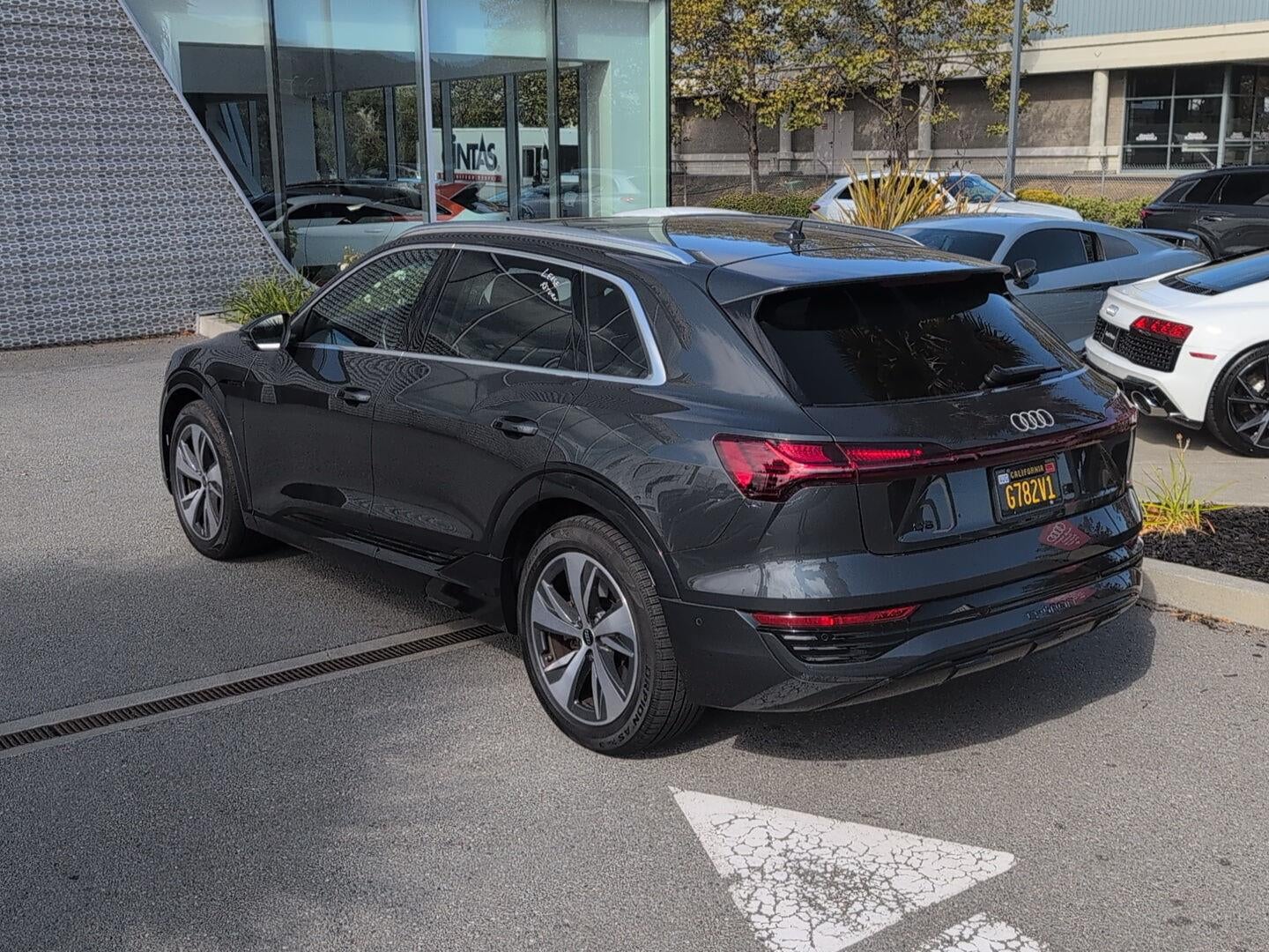 2024 Audi Q8 e-tron Premium Plus