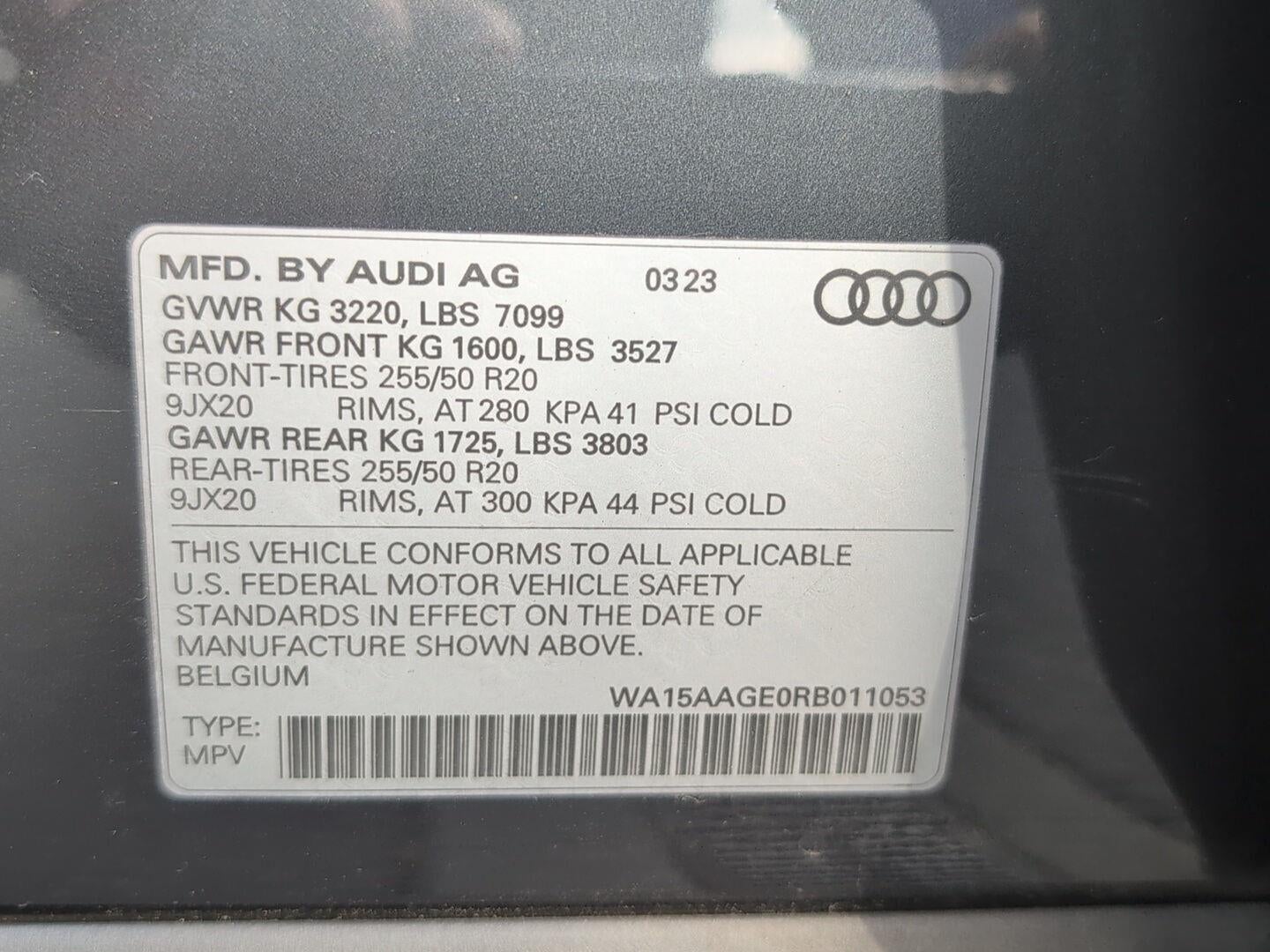 2024 Audi Q8 e-tron Premium Plus
