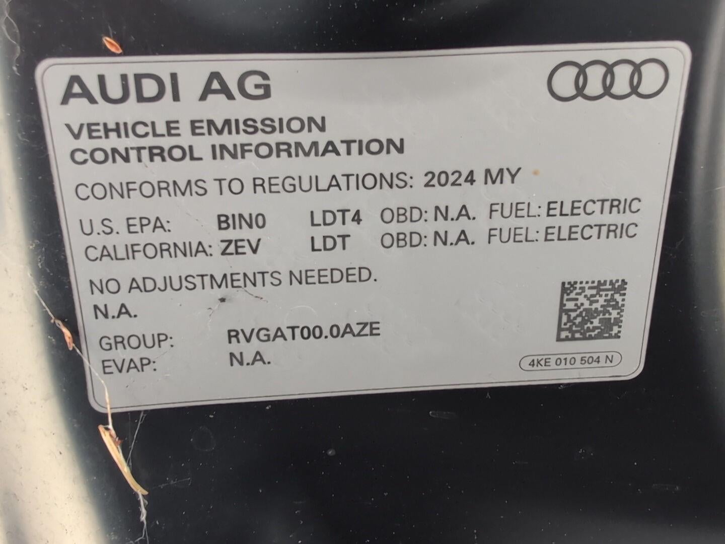 2024 Audi Q8 e-tron Premium Plus