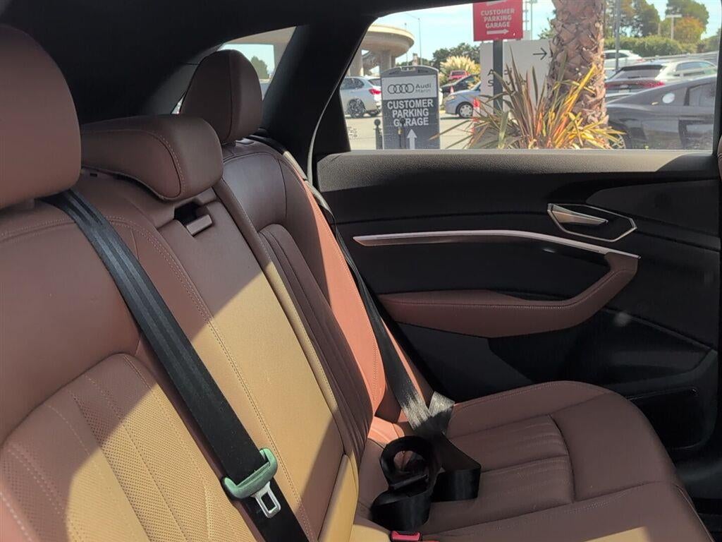 2024 Audi Q8 e-tron Premium Plus