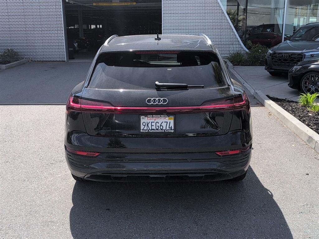 2024 Audi Q8 e-tron Premium Plus
