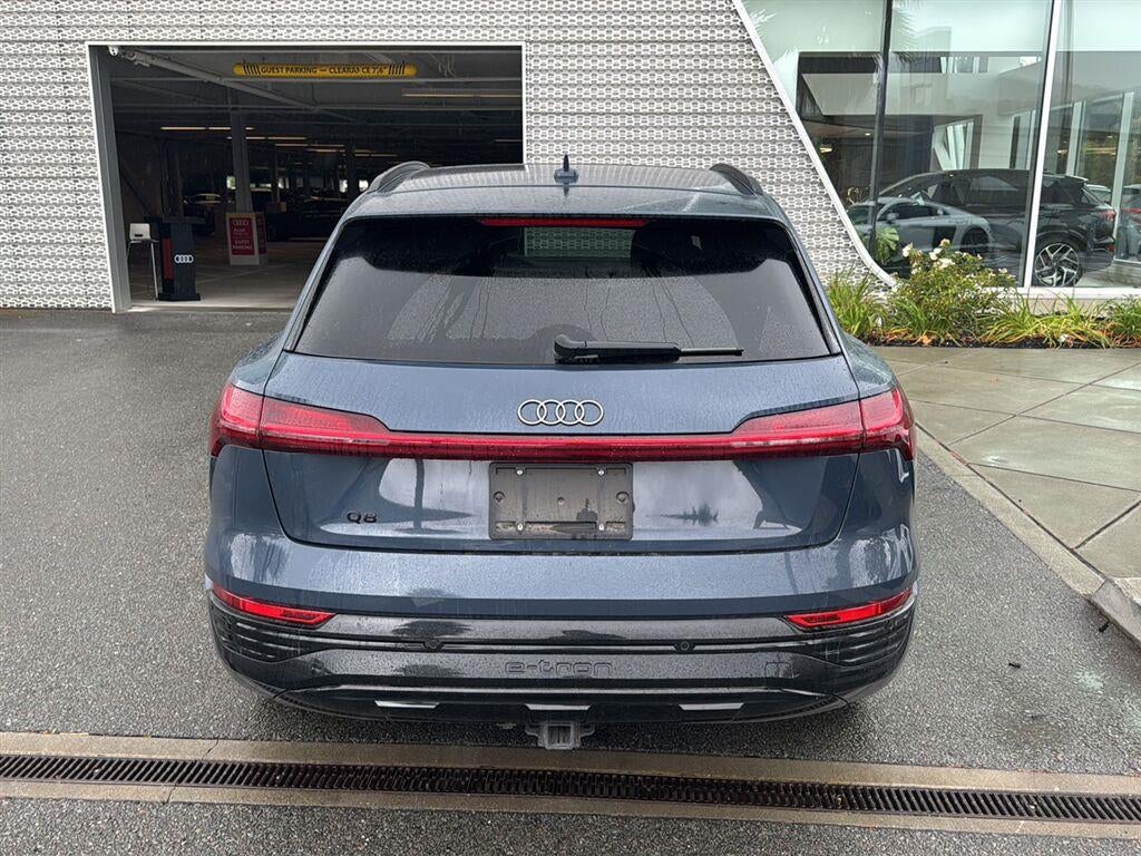 2024 Audi Q8 E-Tron Prestige